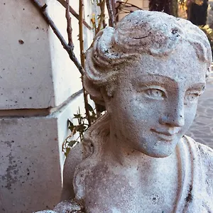 Alojamento de Acomodação e Pequeno-almoço Villa Varenna 